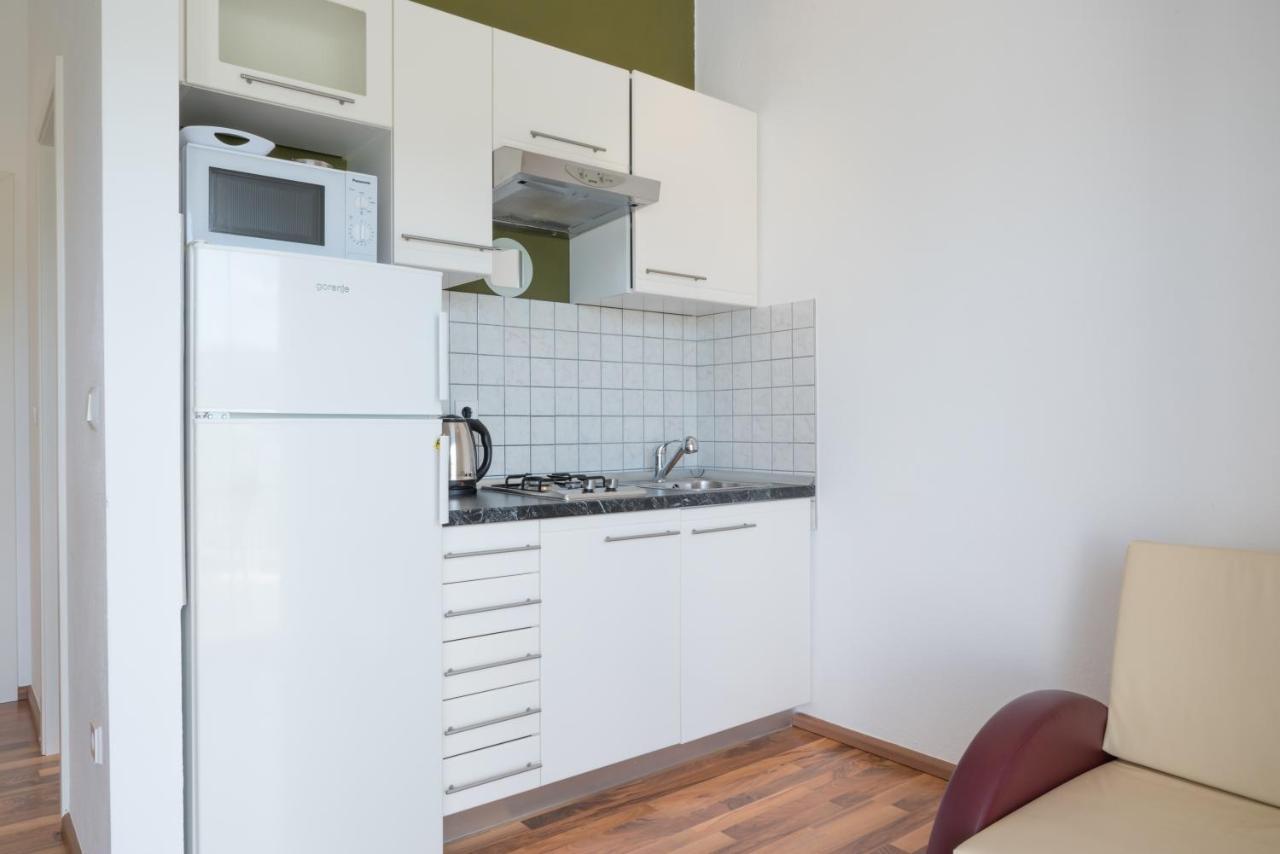 Vdl Apartments Trogir Exterior photo