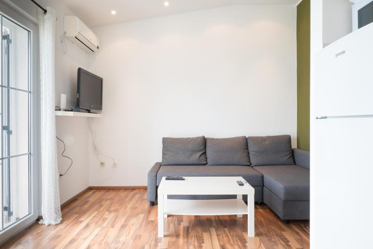 Vdl Apartments Trogir Exterior photo